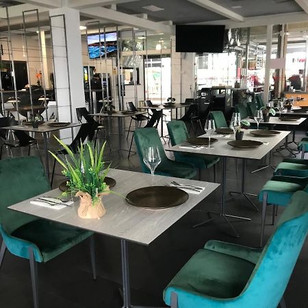 Narón Hotel Chips Ferrol מראה חיצוני תמונה