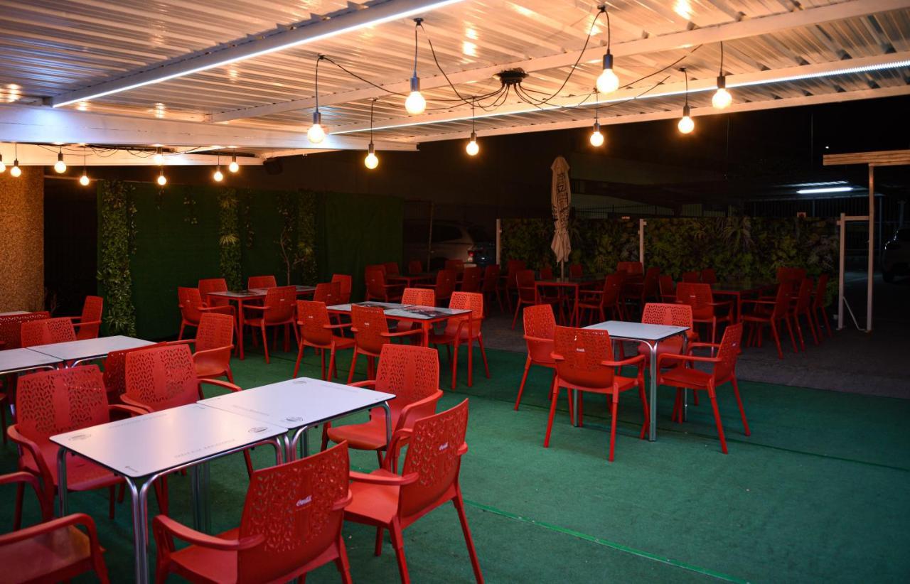 Narón Hotel Chips Ferrol מראה חיצוני תמונה
